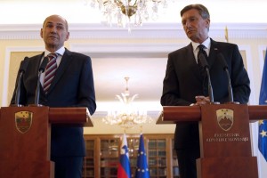 Šarec: Še malo in bosta Janša in Pahor »non grata« kjerkoli v Evropi