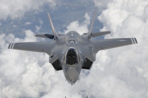 Ker hoče kupiti ruske rakete, so Američani Erdoganu ustavili pošiljke letal F-35