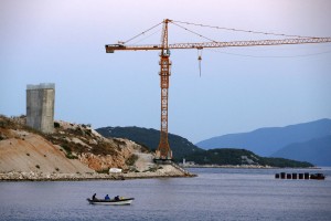 Kitajci Hrvatom gradijo most na Pelješac, Bosanci se razburjajo