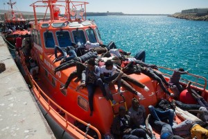 Frontex: V Evropi močno upadel pritok migrantov, a balkanska pot ostaja enako oblegana