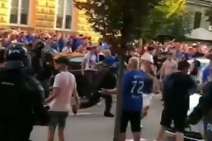 Navijači Glasgow Rangers so se prišli v Maribor pretepat, napadali in žalili so tudi policiste