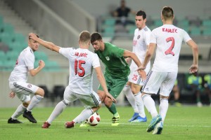 Olimpijin strel v koleno: evropska jesen zapravljena že v Stožicah?