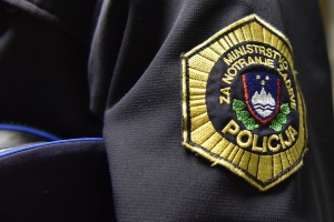 Šef policije Olaj je trem vodilnim ljubljanskim policistom poslal opozorila pred odpovedjo službe