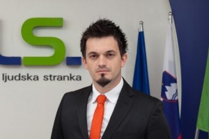 SLS o izpadih Levice: Politična stranka, ki javno deluje proti ustavi RS, v Sloveniji ne more obstajati