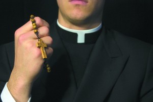 Slovenski duhovniki osumljeni, obtoženi in obsojeni spolnih zlorab