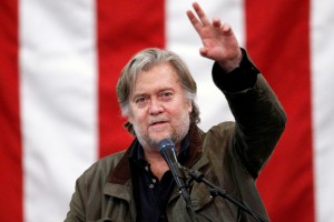 Steve Bannon in njegov skrivnostni načrt za uničenje EU