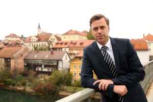 Gregor Macedoni, novomeški župan: Glede prometa je Novo mesto žrtev svojega uspeha