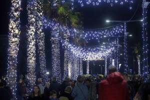 FOTO: To so lučke, za katere je koprski župan Popovič plačal kar pol milijona evrov