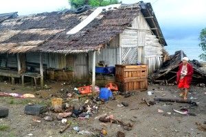 Že več kot 200 žrtev cunamija v Indoneziji