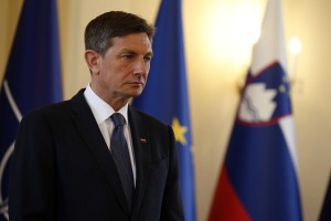 Predsedniku Pahorju je nekdo poslal pošiljko z belim prahom