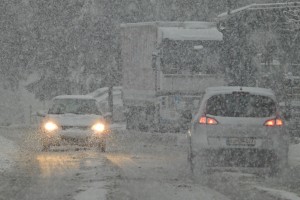 Pozor: zima bo jutri na severozahodu Slovenije pokazala zobe, zapade lahko od 40 do 60 centimetrov snega