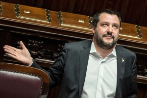 Salvini se je po sporu s Parizom pripravljen srečati s francoskim kolegom