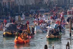 Beneški karneval  zaradi koronavirusa odpovedan! V mestu Benetke danes 2 primera okužbe