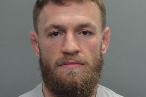 Zvezdnik borilnih veščin McGregor se prerad tepe izven ringa