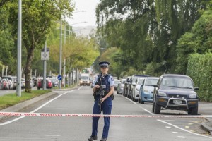 Če vas bodo na Novi Zelandiji po 20. decembru dobili s polavtomatskim orožjem, vam grozi do pet let zapora