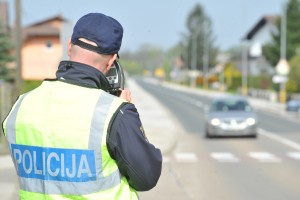 Ustavno sodišče: policija ne sme optično prepoznavati registrskih tablic