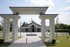 FOTO: Nov poslovilni objekt na pokopališču v Krškem