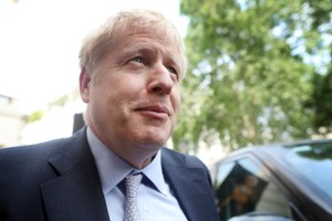 Boris Johnson v tretjem krogu glasovanja okrepil vodstvo