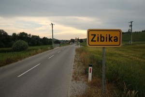 Reportaža iz Zibike: Spolne zlorabe so odjeknile kot eksplozija