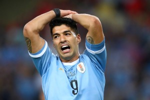 Luis Suarez naj bi goljufal na izpitu iz italijanščine: vprašanja naj bi dobil vnaprej