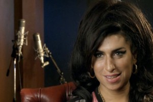 Amy Winehouse na londonskem pločniku slavnih