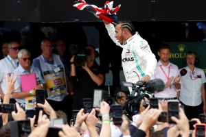 Lewis Hamilton že tretjič najboljši športnik Evrope