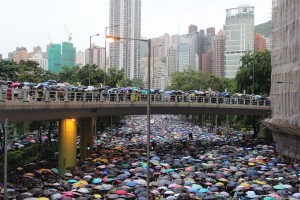 Zaradi protestov je odpovedan tudi ženski teniški turnir v Hongkongu