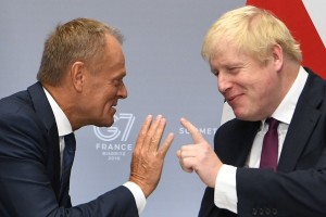 Tusk bo voditeljem EU priporočil preložitev brexita