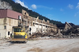 Strojna tovarna Trbovlje nekoč zasavski ponos, danes ruševine