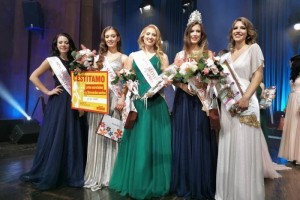 V Črnomlju razglasili Miss Slovenije