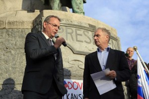 Podobnik ne bo blokiral cest v okolici vlade