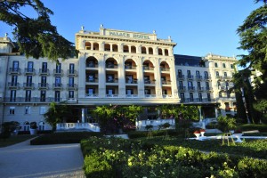 Zaradi plaže pred najdražjim portoroškim hotelom so Občino Piran obiskali kriminalisti