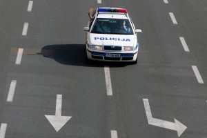 Moldavec s šestimi ilegalci iz Egipta divje bežal pred hrvaškimi in še slovenskimi policisti