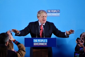 Zmagoviti Johnson obljublja, da bo brexit izpeljal pravočasno