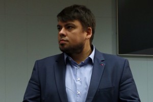 Zaradi Štromajerjevih "umazanih živali" bo še divje: "Gre za šolski primer sovražnega govora," je Tonin opozoril Šarca, Primc pa organizira protest