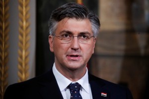 Plenković pozval hrvaške starše, naj pošljejo otroke v šolo