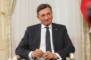 Pahor bo odlikoval STA "za 30 let njenega pomembnega poslanstva"