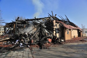 To je vse, kar je po požaru ostalo od priljubljenega lokala v Termah Čatež; poglejte, kako je besnel ogenj (FOTO)