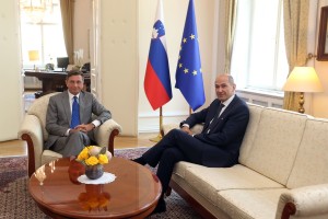 Pahor o Janši: So stvari, ki jih sam ne bi izrekel, vendar je premier v težki situaciji