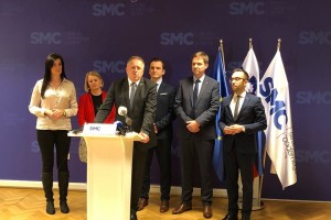 Kdo lahko več ponudi poslancem SMC: Počivalšek ali Erjavec? Kaj bo storila Janja Sluga, če ji Janša ponudi ministrstvo za kmetijstvo?