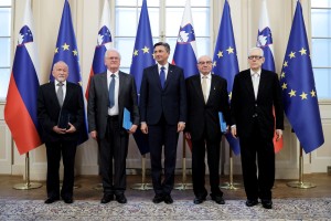 FOTO: Red za zasluge prejel Jože Strgar