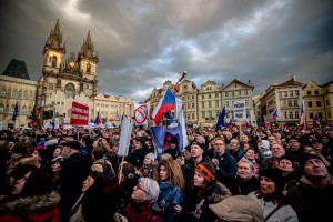 Na protestu proti Babišu znova več tisoč Čehov