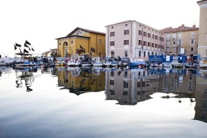 Navala na morje, ki so se ga bali nekateri, prvi praznični dan ni bilo