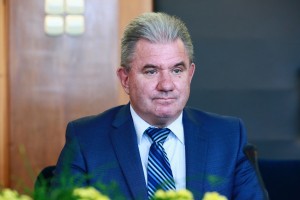 Kandidat za okoljskega ministra Andrej Vizjak uspešno prestal zaslišanje pred matičnim odborom DZ