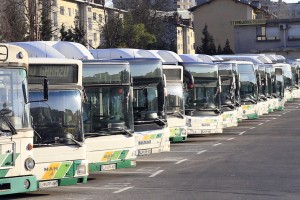 Javno življenje v Sloveniji se ustavlja. Objavljamo pregled  prilagojenih storitev različnih institucij.