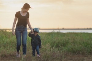 Kljub epidemiji bodo matere lahko zaradi njihovega praznika danes bolj vedre