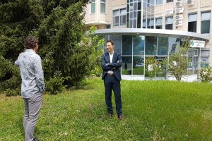 (VIDEO) Če bi čakali izključno na zaščitno opremo od blagovnih rezerv, bi lahko vstopno točko v enem tednu zaprli