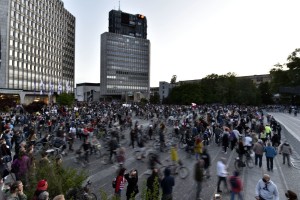 Policija na protestu pridno beležila kršitelje in jih zatožila inšpekciji