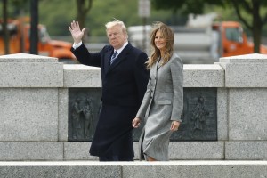 Melania se je z Donaldom poklonila spominu na žrtve druge svetovne vojne