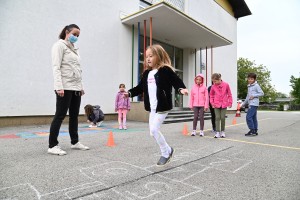 V šolo se vračajo tudi devetošolci, jasno bo, ali se bodo vrnili vsi učenci